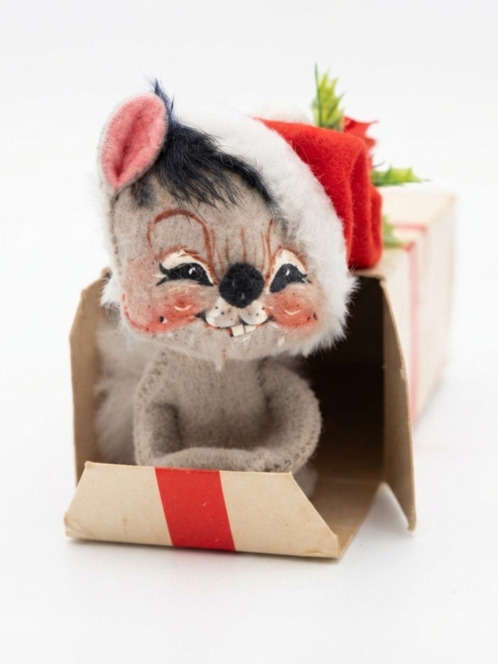 Vintage Annalee Mouse Santa Hat Figurine Christmas Wrapped Gift Box 9” A0200